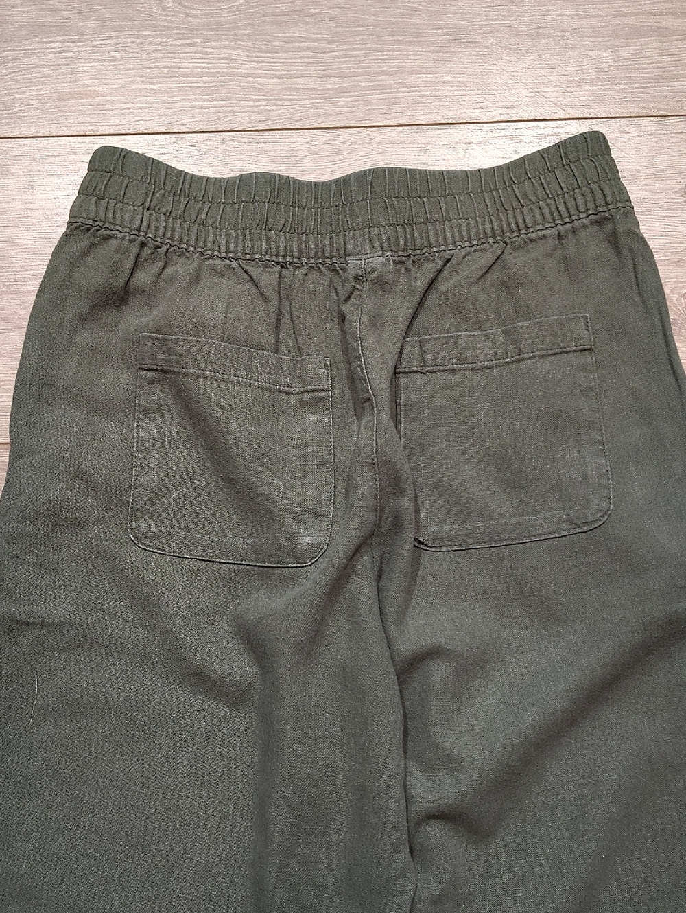 Old Navy Ladies Olive Green Capri Pants,  Ladies Size X-Small,  Summer Pants - Picture 6 of 10